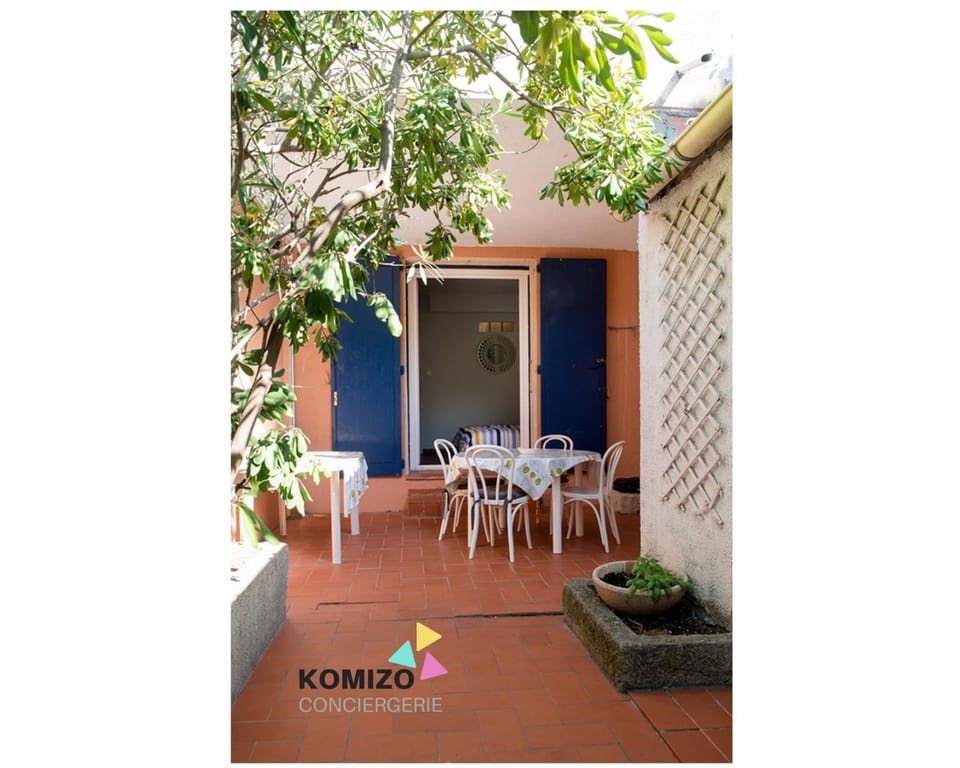 Patio, Patio, Balcony/Terrace, Balcony/Terrace, Dining area, locker, locker