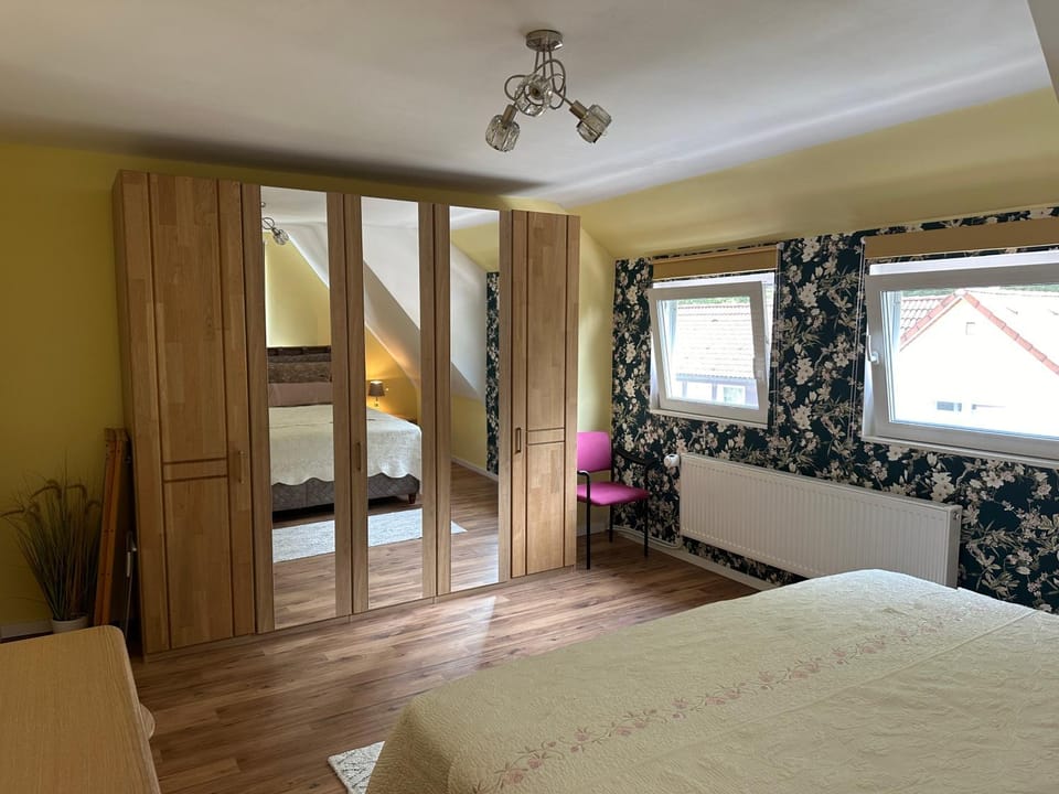 Große und helle 3 Zi Wohnung in Loßburg-Betzweiler, Schwarzwald Apartment in Baden-Württemberg
