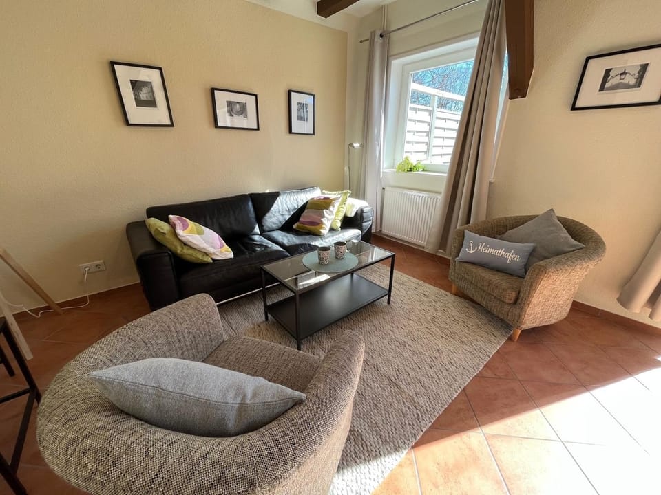 Haus Apfelgarten rechts House in Dahme