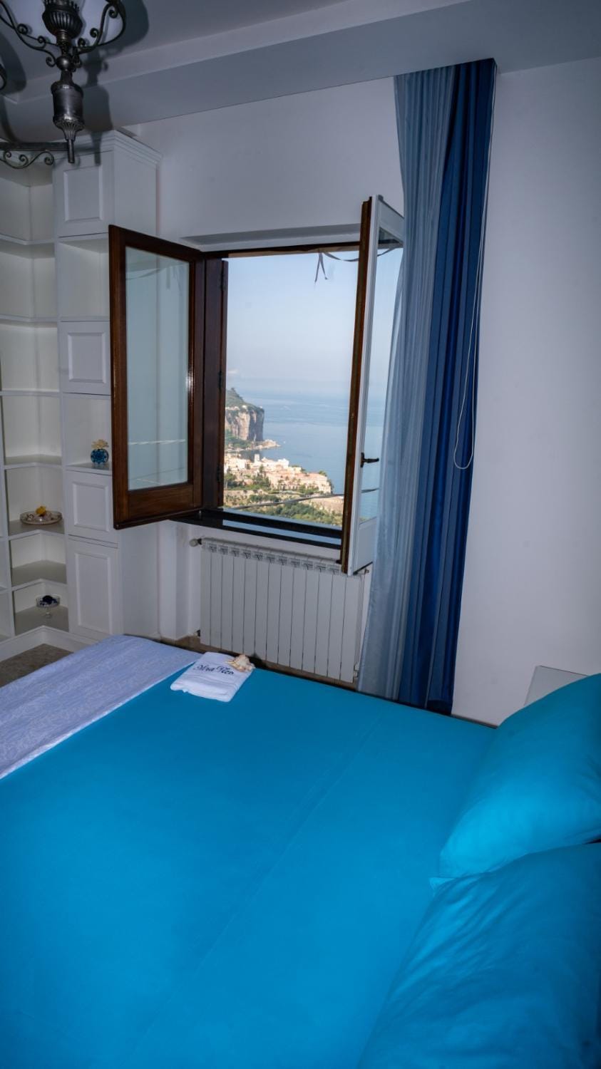 Mira Vico Apartments Apartment in Vico Equense