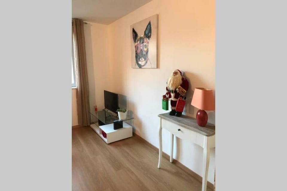 Communal lounge/ TV room, TV and multimedia