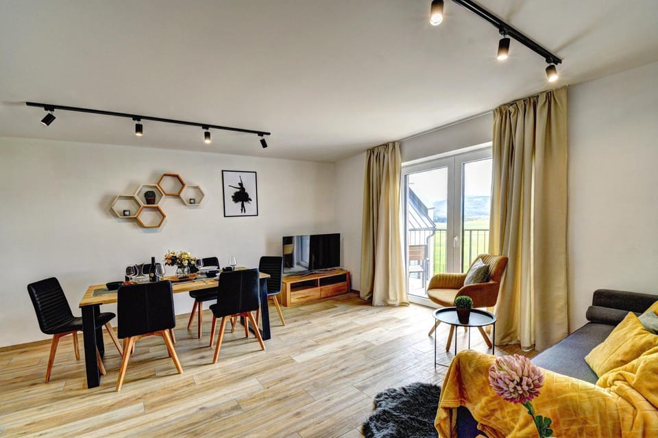 Living room, Seating area, Dining area