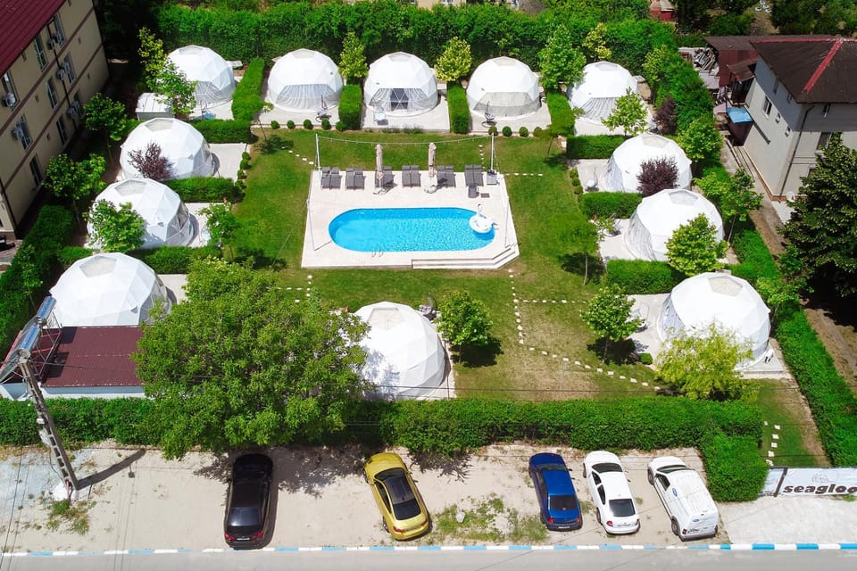 Natural landscape, Bird's eye view, Garden, Garden view, Pool view, Swimming pool, Parking, sunbed