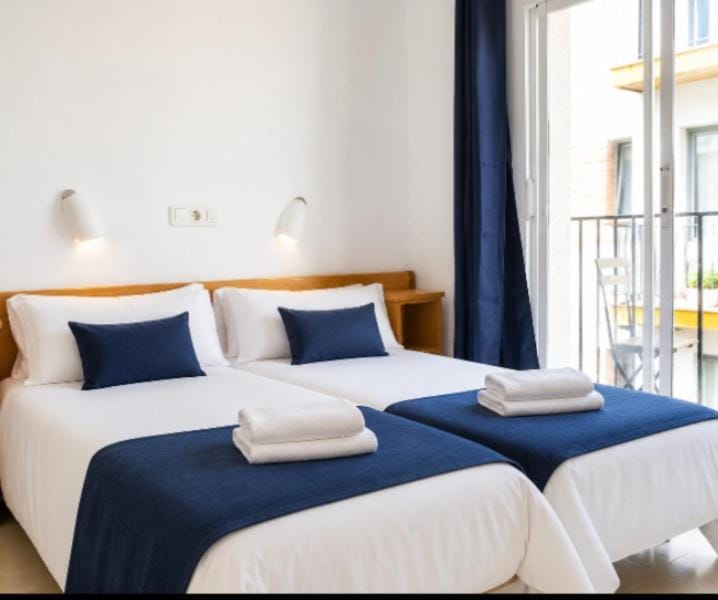 Camino Santiago Sant Jordi Bed and Breakfast in Tossa de Mar