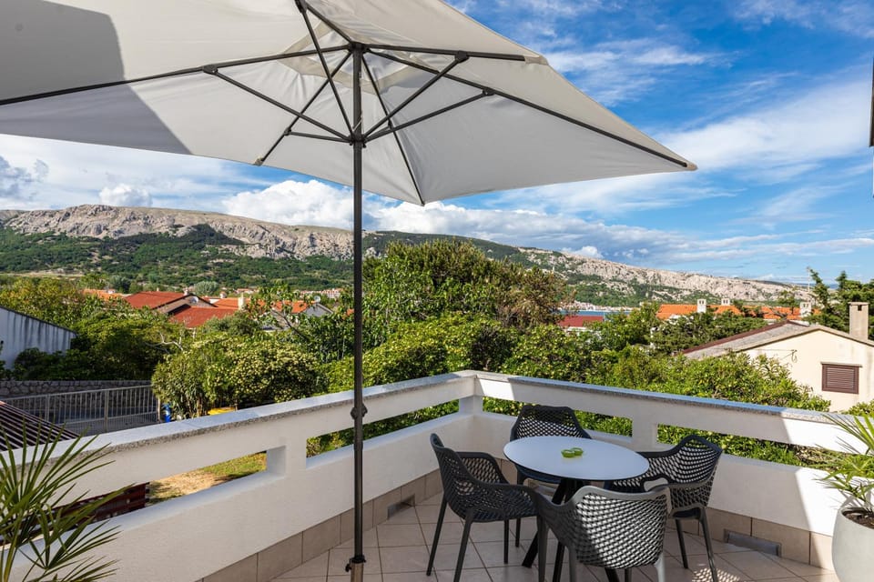 Happy Apartments Baška Apartment in Lika-Senj County