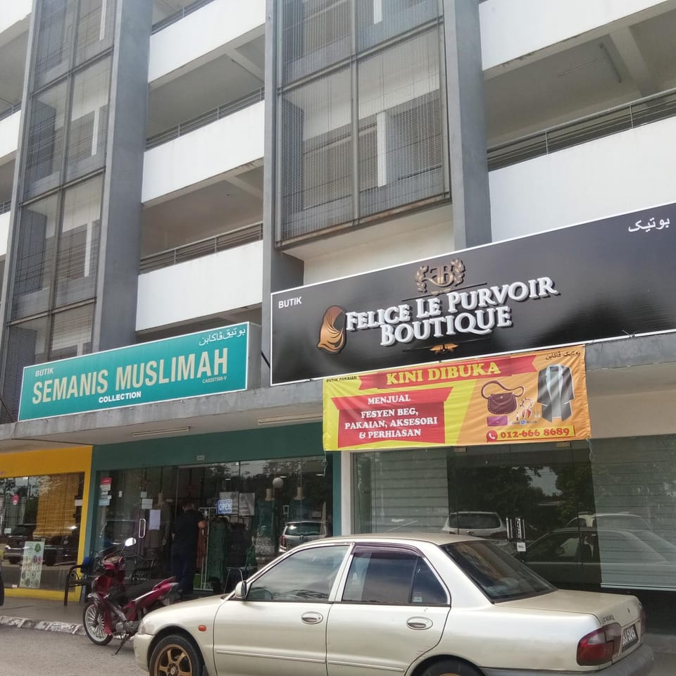 Nearby landmark, Shopping Area