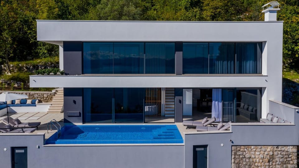 Sky Pool VILLA MEDVEJA Villa in Primorje-Gorski Kotar County