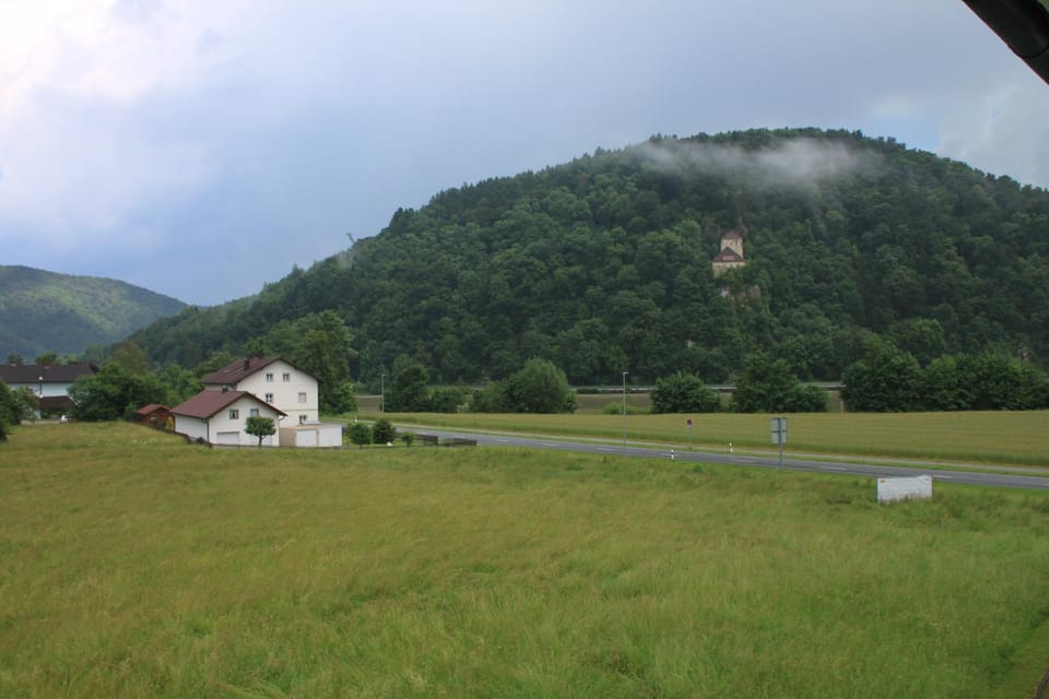 Nearby landmark, Neighbourhood, Natural landscape, Landmark view, River view, Street view, Quiet street view