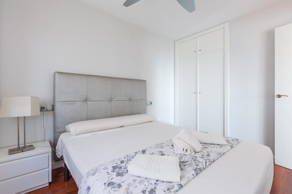 A&N Sunny Stay in Torre del Mar Walk to the Beach Apartment in Torre del Mar