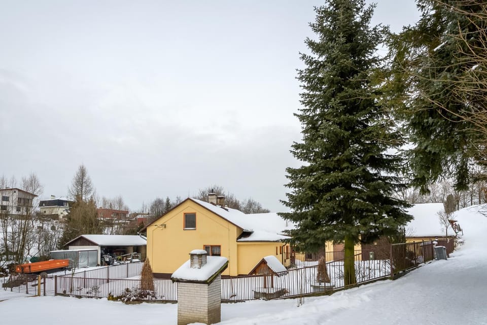 Property building, Winter