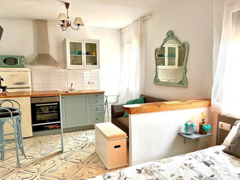 Living room, Dining area, kitchen