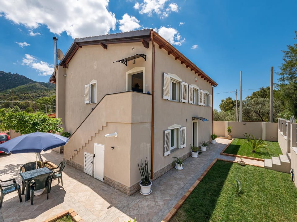 Property building, Natural landscape, Garden, Mountain view