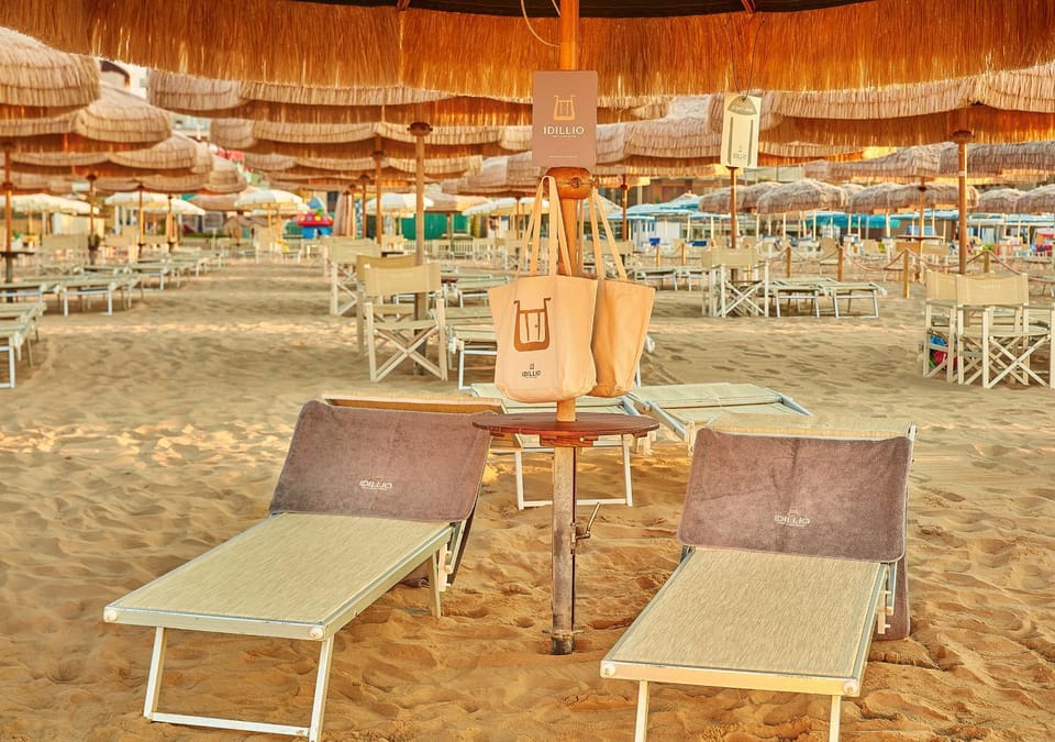 Beach, Swimming pool