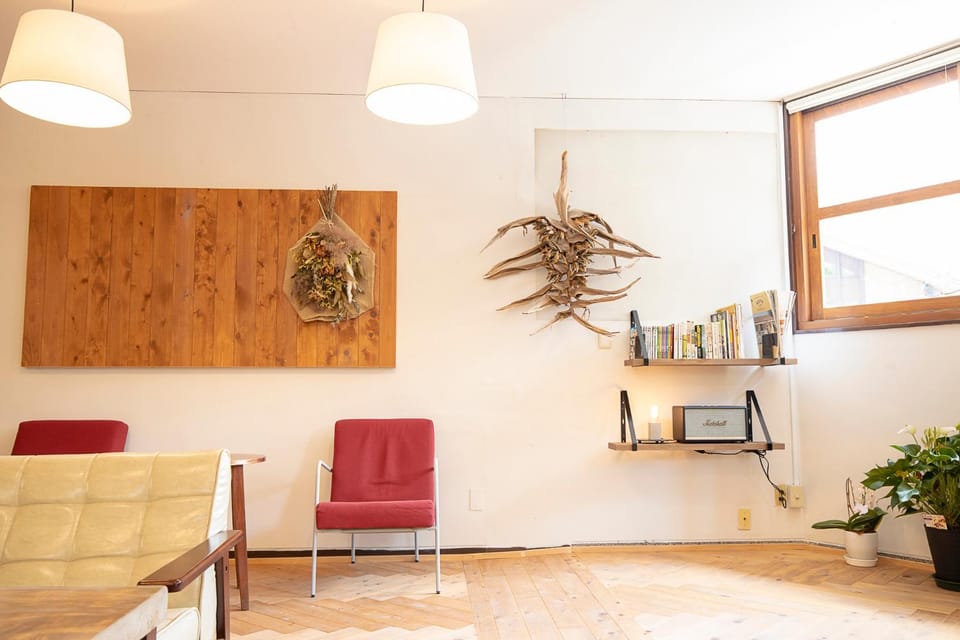 Communal lounge/ TV room