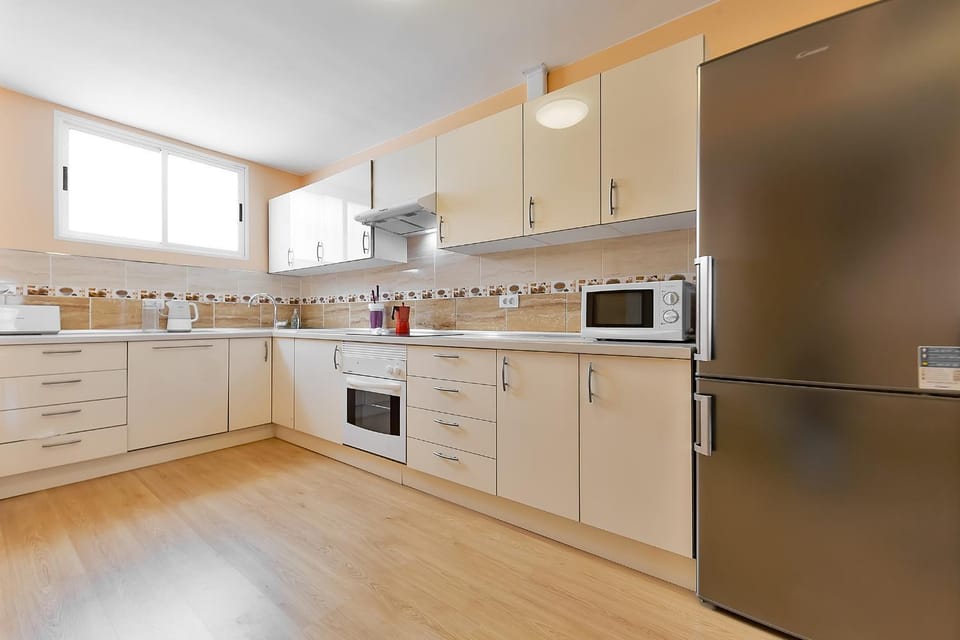 Kitchen or kitchenette, kitchen