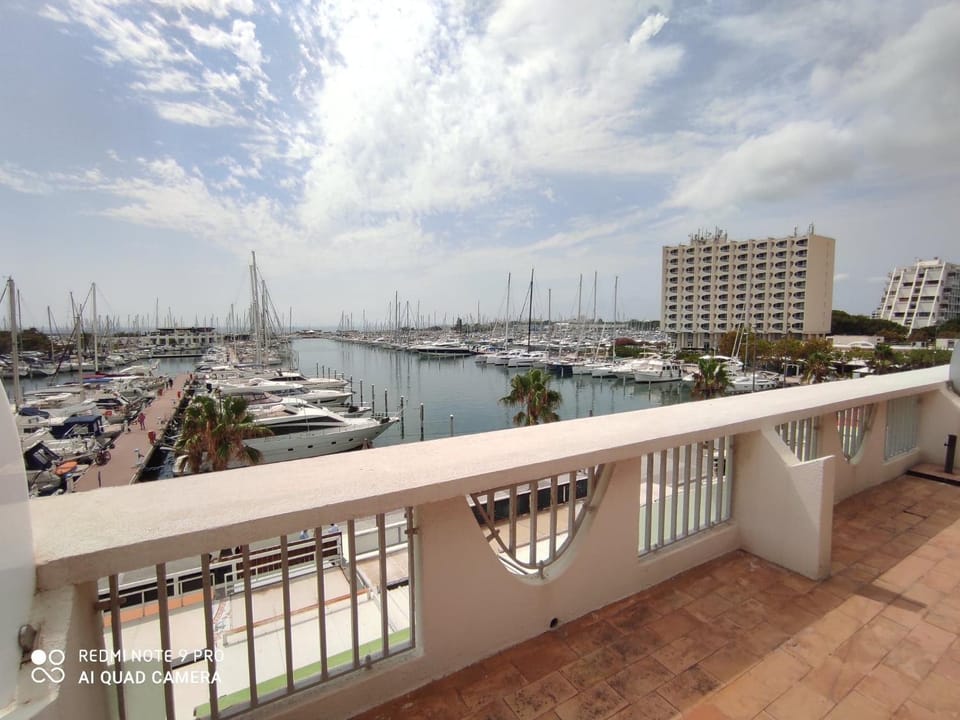 Property building, Patio, Day, Natural landscape, Activities, View (from property/room), Balcony/Terrace, Balcony/Terrace, City view, Sea view