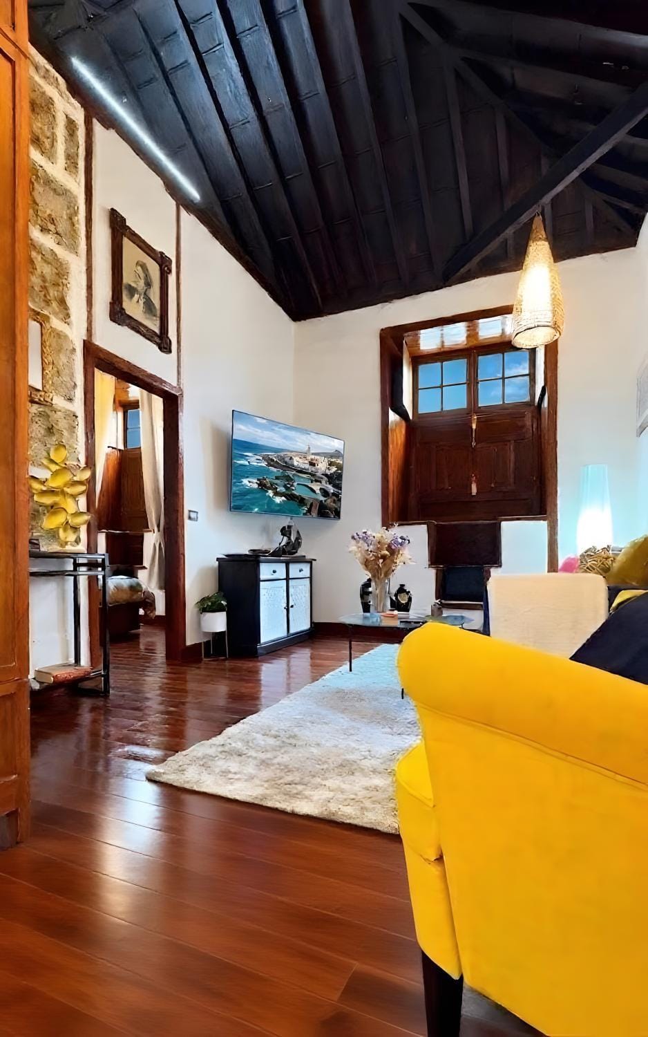 Property building, Living room