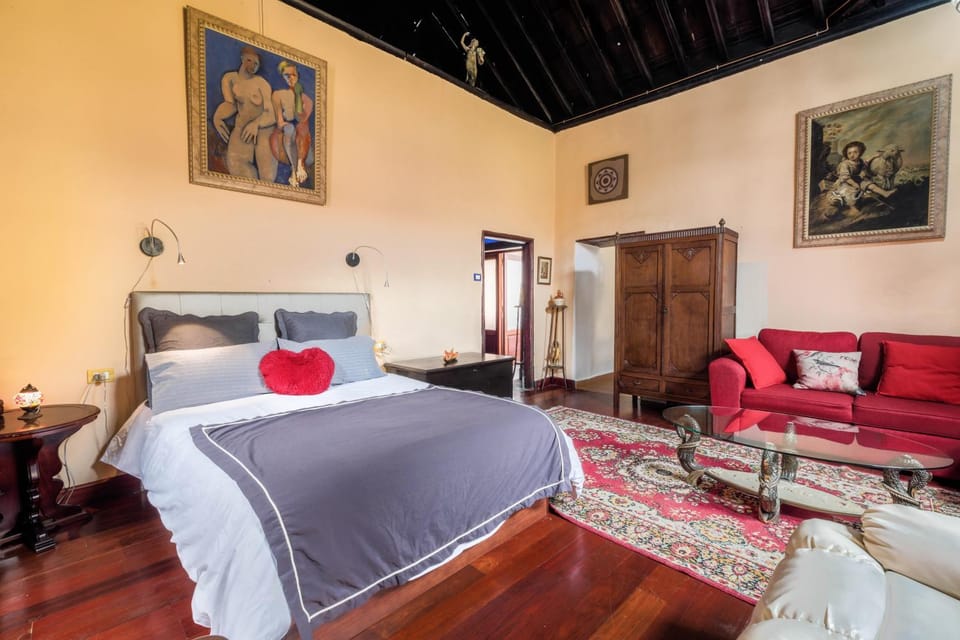 Living room, Bedroom