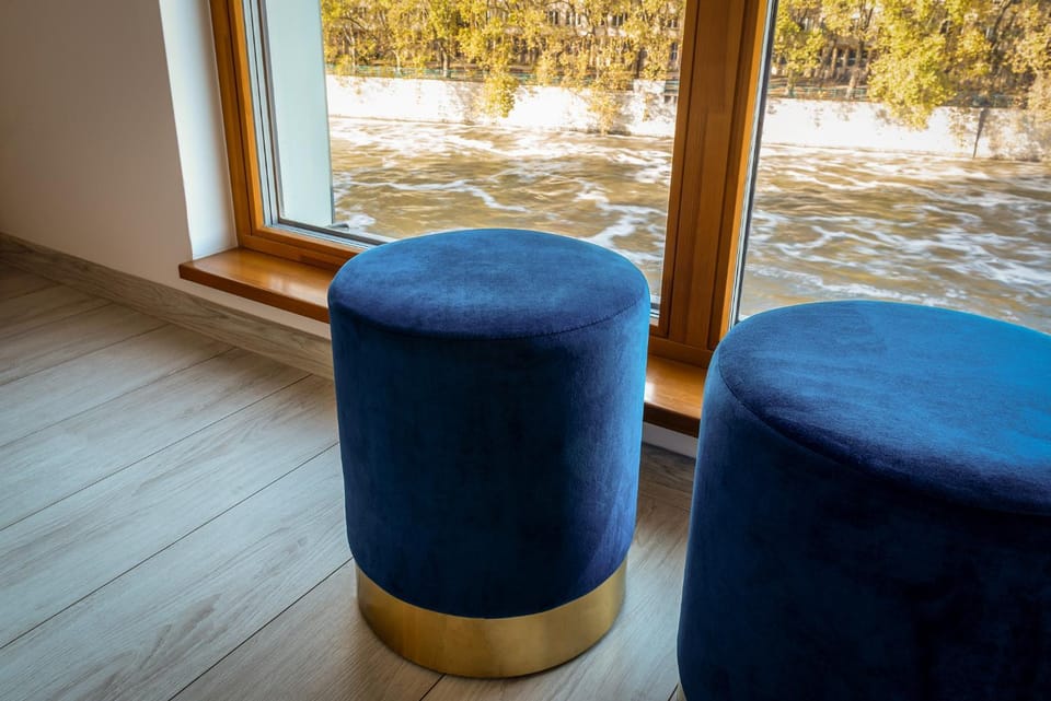 Seating area, River view