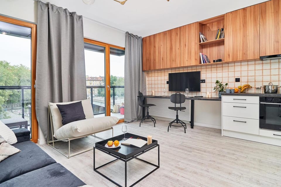 TV and multimedia, Kitchen or kitchenette, Seating area, River view