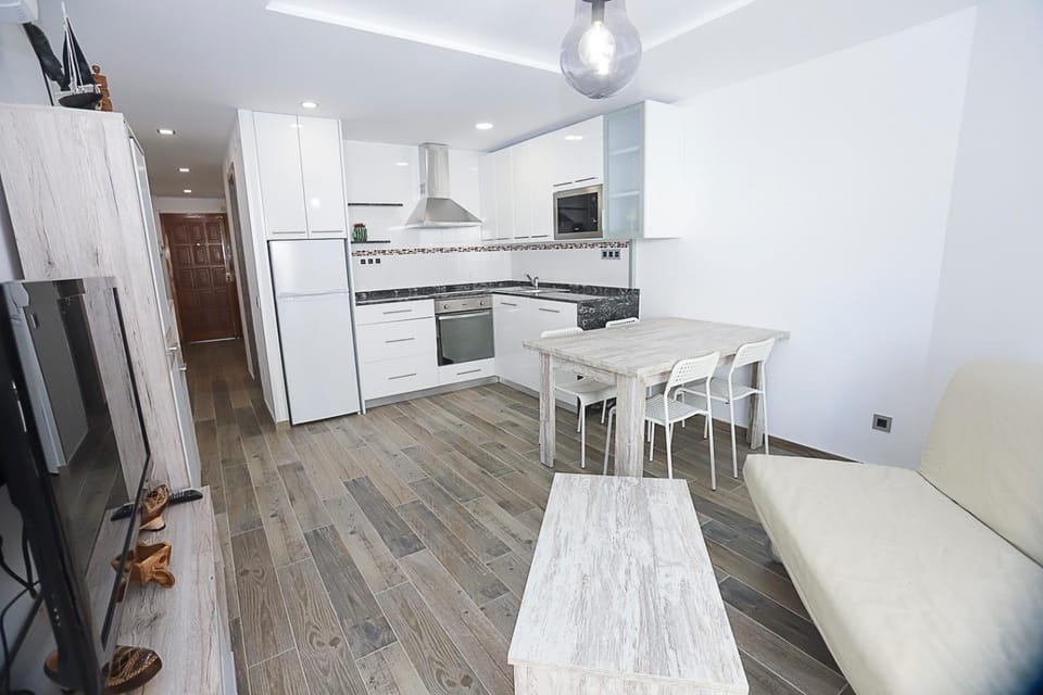 Kitchen or kitchenette, Living room, Dining area