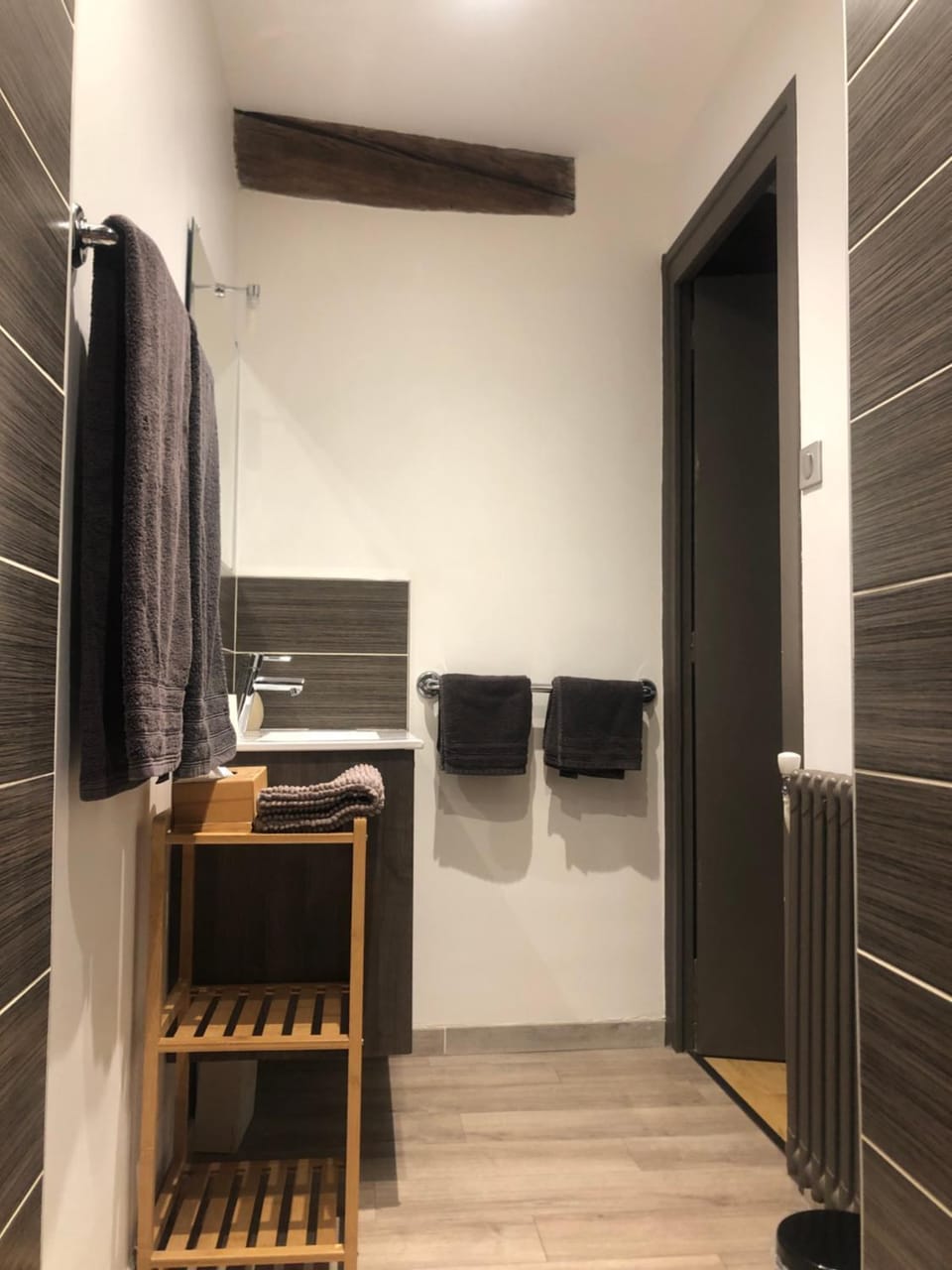 La Maison des Gardes - Chambres d'hôtes Bed and Breakfast in Bourgogne-Franche-Comté