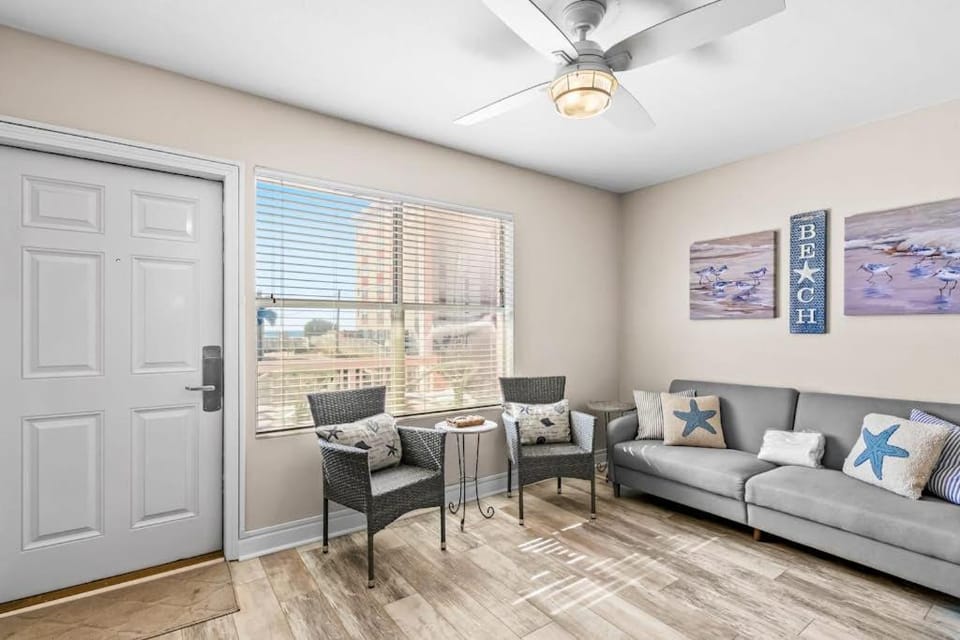 Tropical Isle #205 House in Okaloosa Island