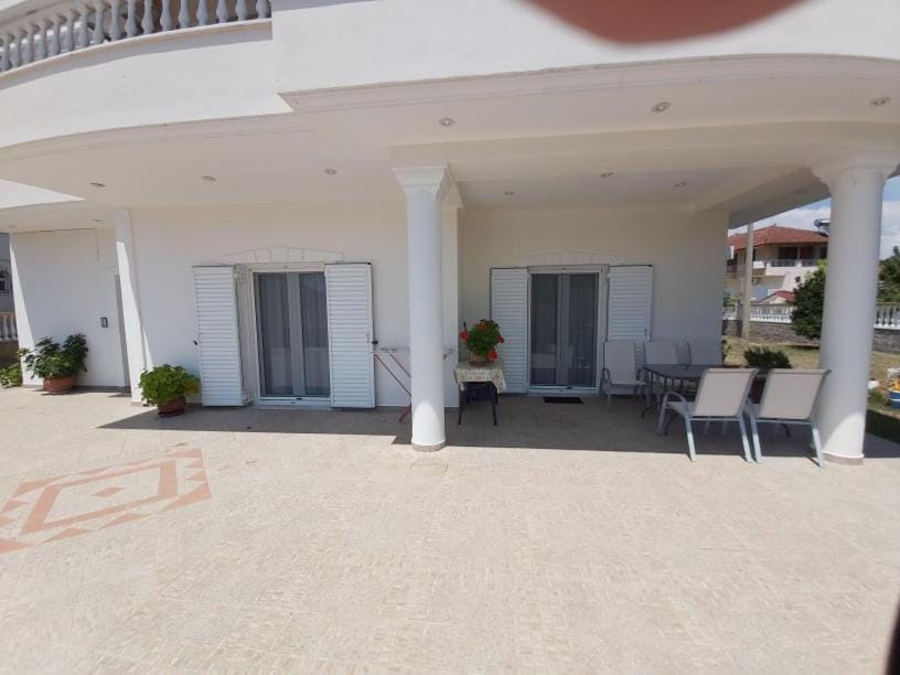 Konstantinos Apartments Apartment in Peloponnese, Western Greece and the Ionian