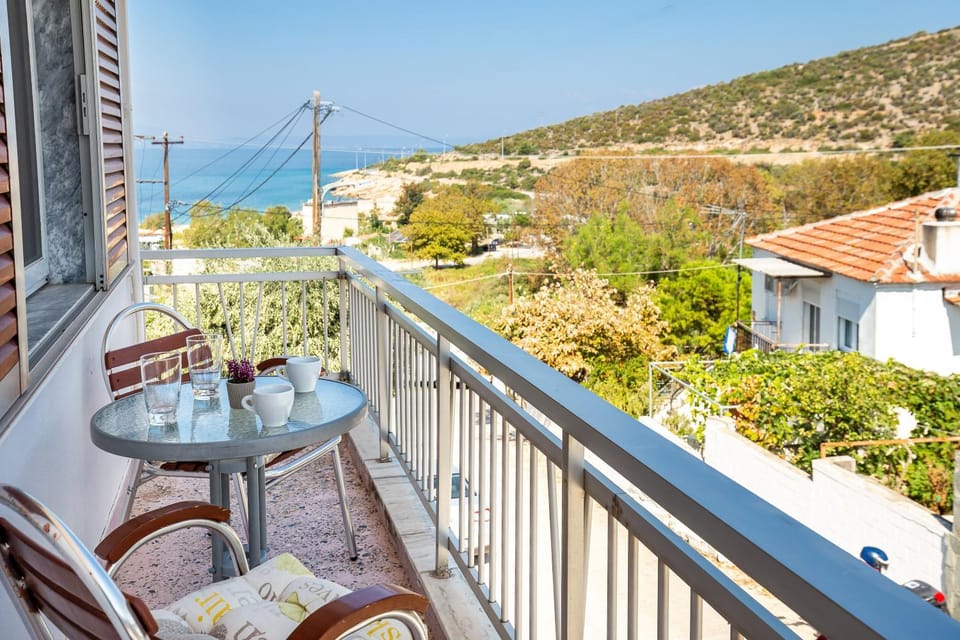 Balcony/Terrace, Mountain view, Sea view
