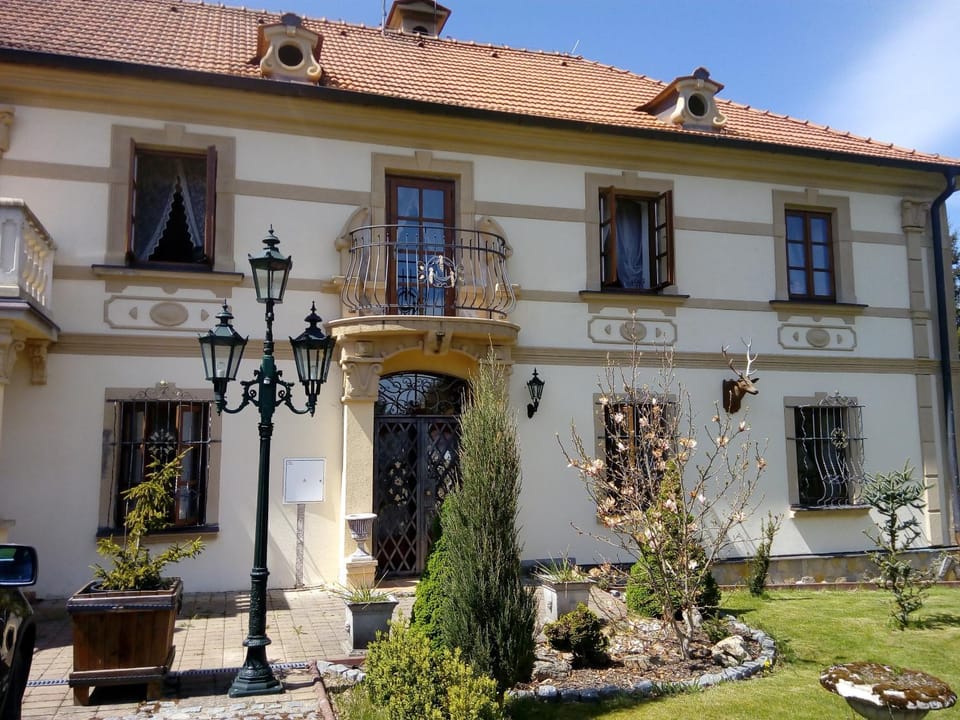 Zámeček Zdíky - Zámecký apartmán Apartment in South Bohemian Region