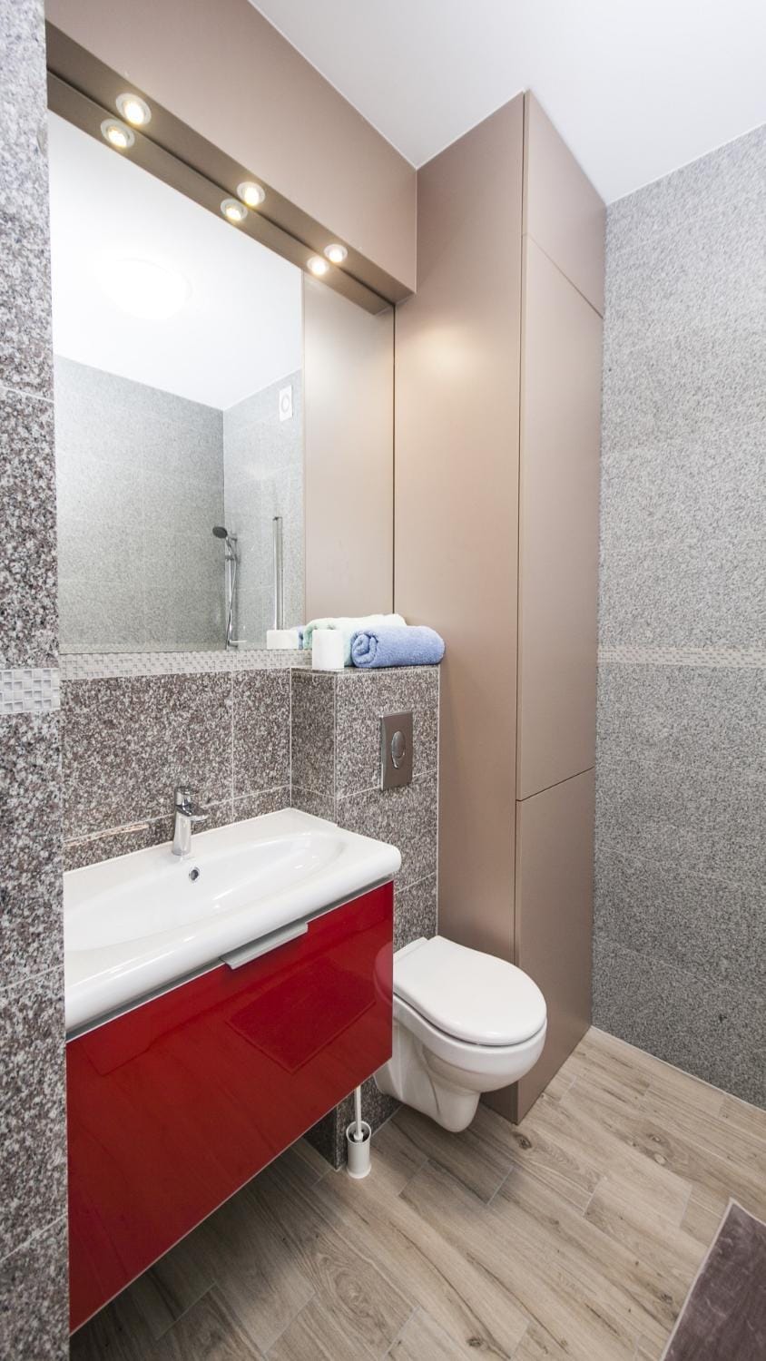 Toilet, Bathroom, Bath