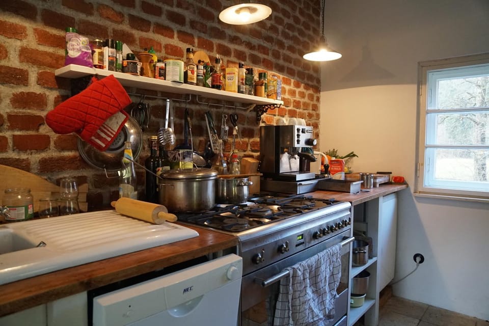 Coffee/tea facilities, Kitchen or kitchenette