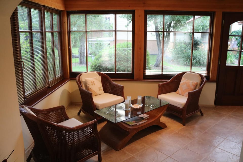 Seating area