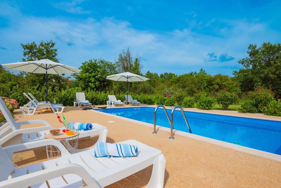 Pool view