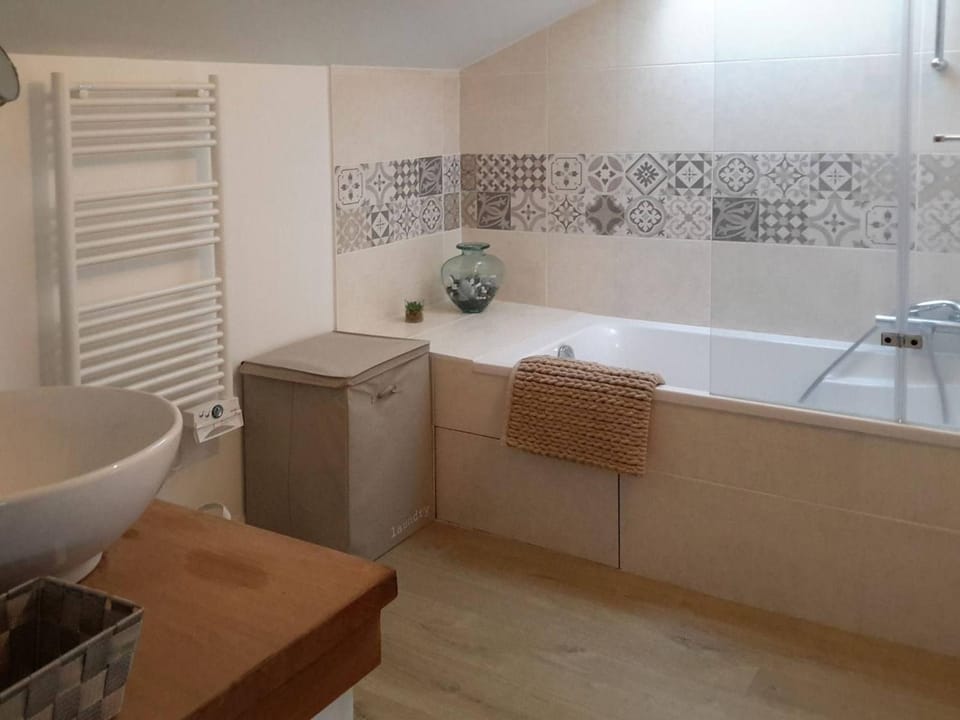 Villa Ker Sanmamaleo près de la plage - 4 chambres, 3 salles de bain, Wifi, animaux acceptés - FR-1-542-29 House in Brittany