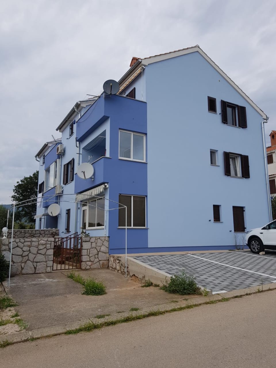 Property building, Balcony/Terrace