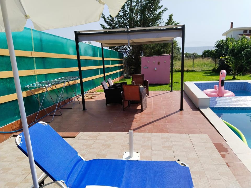Maria Lemoni swimming pool apartment Apartment in Halkidiki