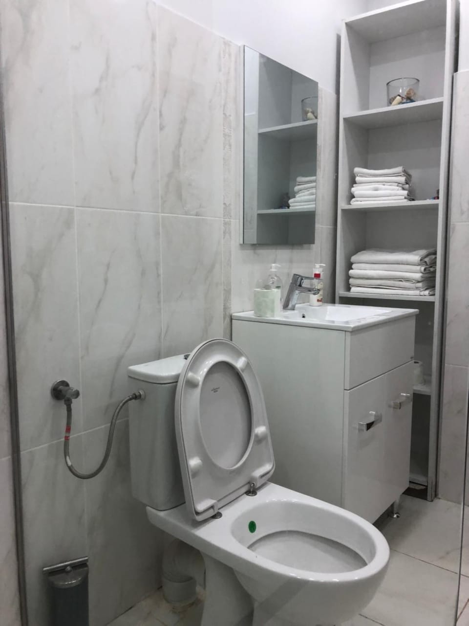 Weiss Old Town Ground Floor Apartment Apartment in Sibiu