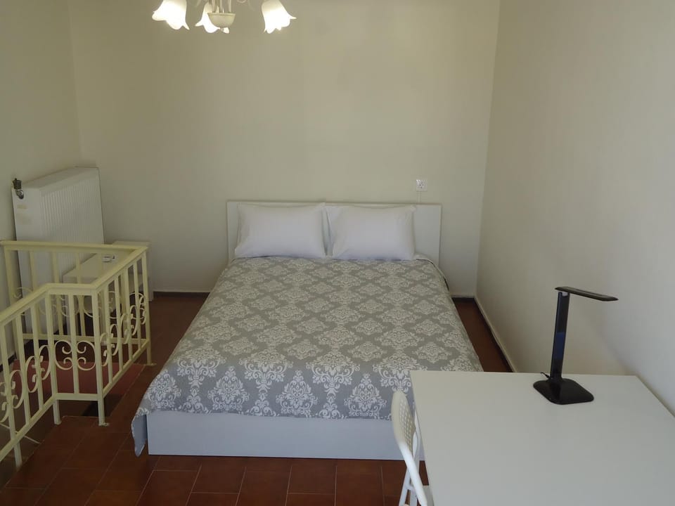Bedroom, Area and facilities