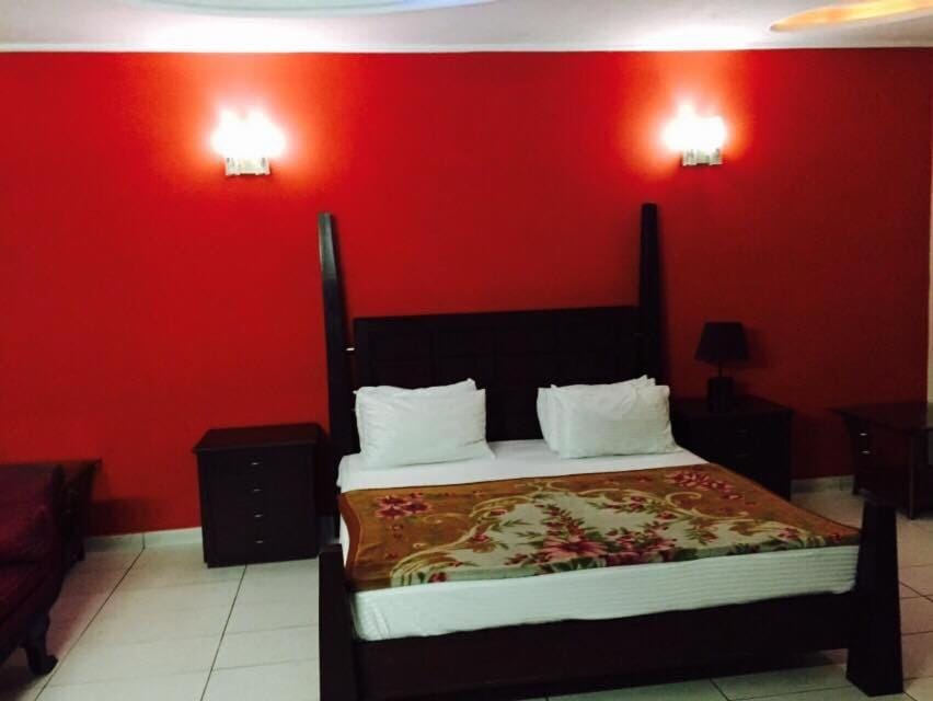 Royal Guest House DHA Phase 4 Lahore Bed and Breakfast in Lahore