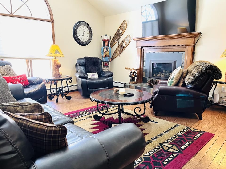 TV and multimedia, Living room, flat iron