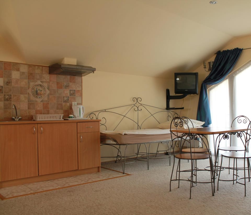 Willa i domki Pod debami Bed and Breakfast in West Pomeranian Voivodeship, Poland