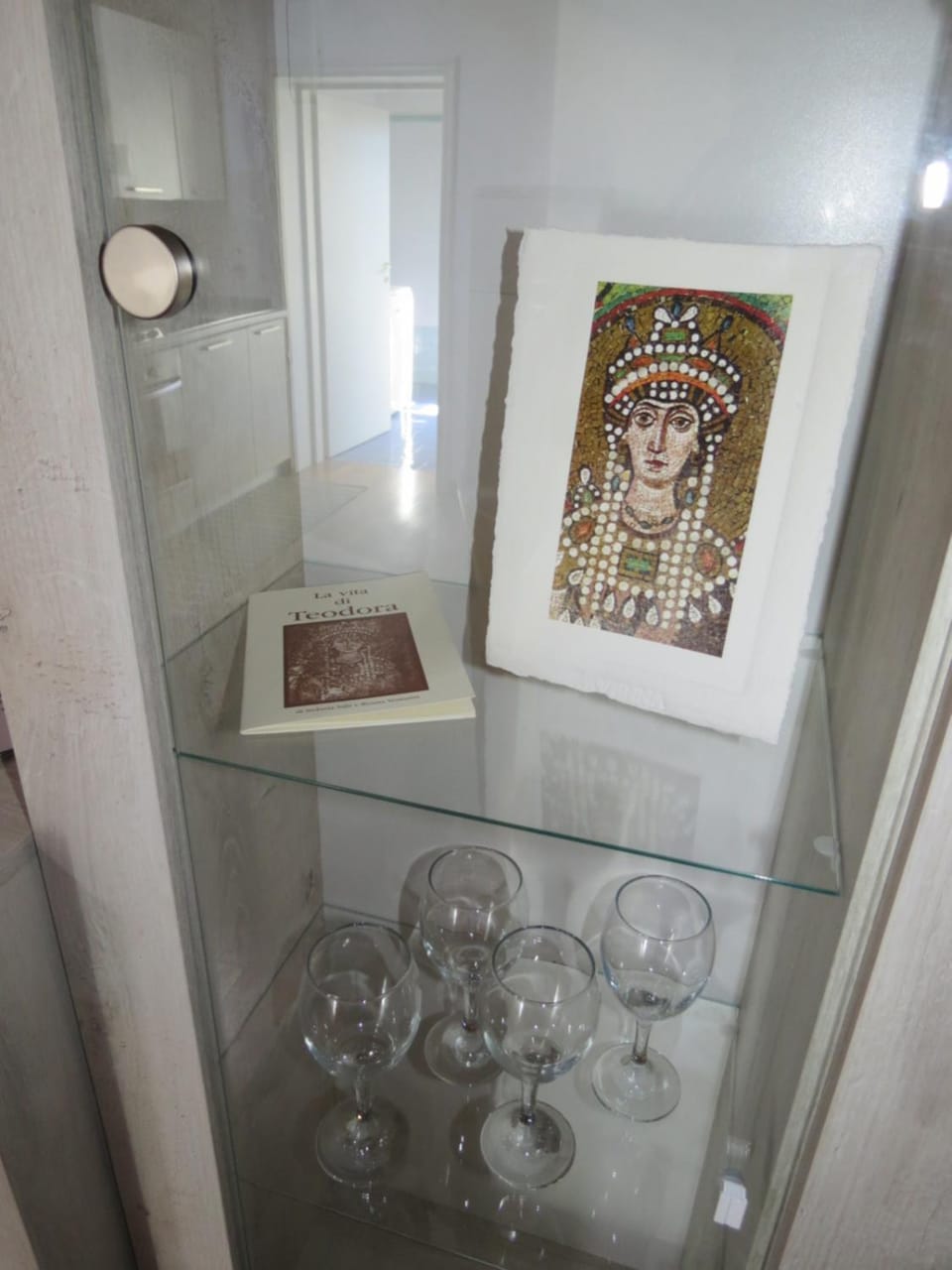 Property logo or sign, Area and facilities