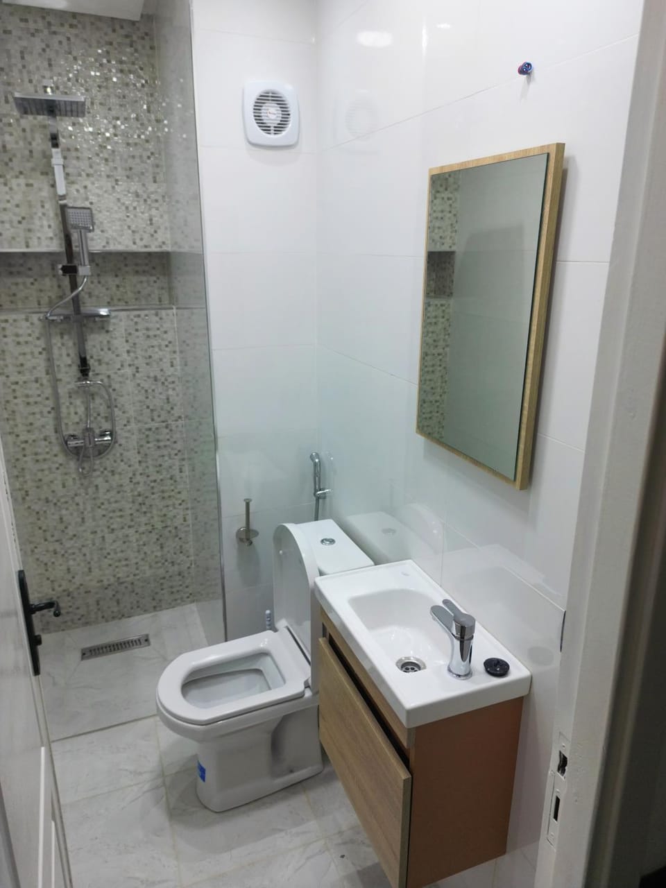 Shower, Toilet, Bathroom