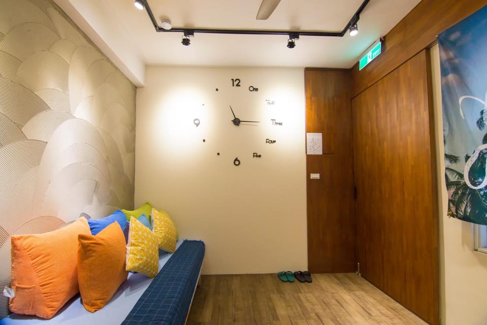 Communal lounge/ TV room