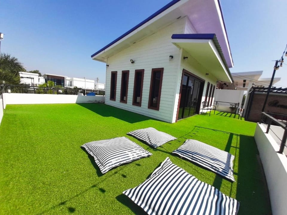 บ้านพูลแอคเซส หัวหิน 4 ห้องนอน จัดปาร์ตี้ คาราโอเกะ โต๊ะพูล พัก 8-20 คน House in Hua Hin District