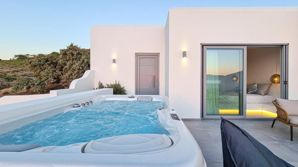 Patio, Hot Tub