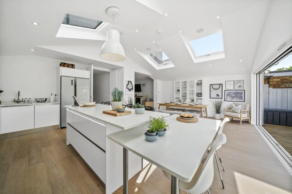 Kitchen or kitchenette, Dining area, Communal kitchen, kitchen