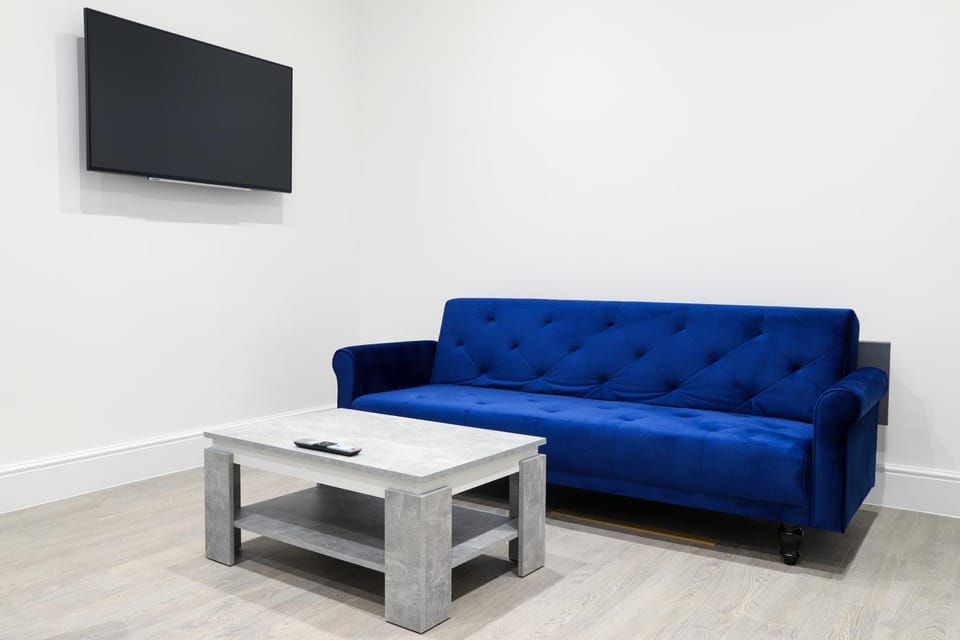 TV and multimedia, Seating area