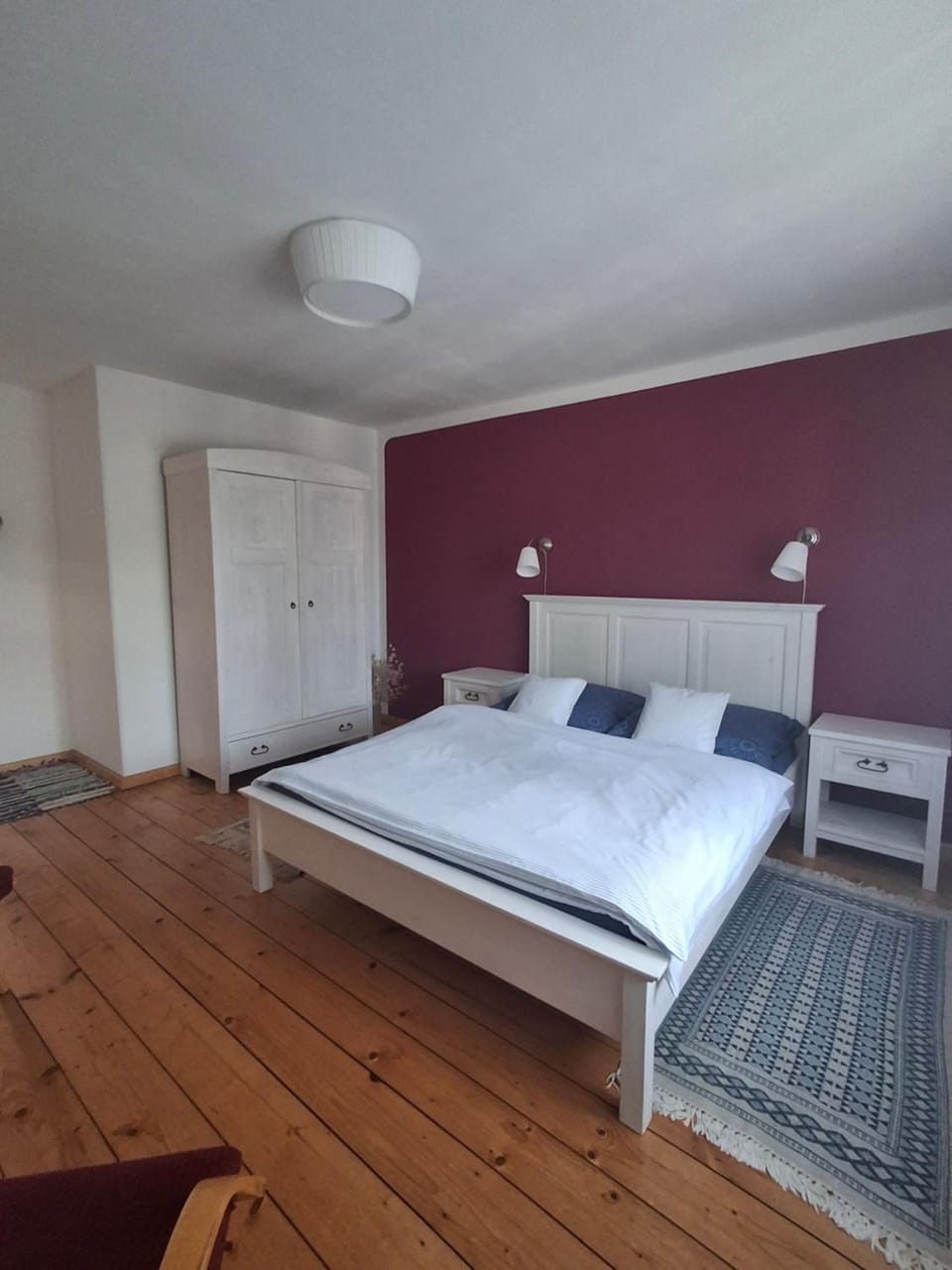 Dům u rybníka House in Czechia